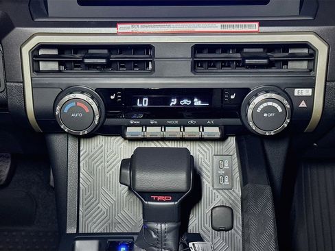 New 2026 Toyota Tacoma TRD Off-Road AWD/4WD image 10