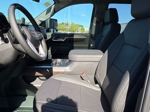 New 2025 GMC Sierra 2500 SLT image 14