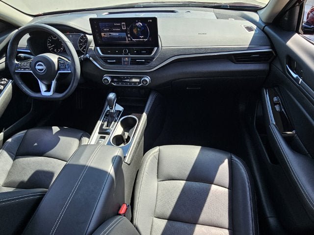 Used 2024 Nissan Altima 2.5 SL FWD image 15