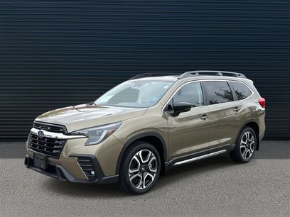 Used 2024 Subaru Ascent Limited w/ Technology Package