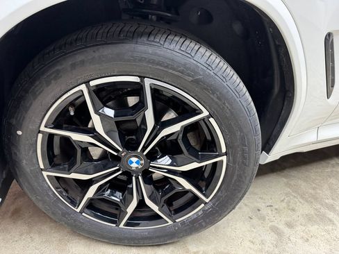 Used 2024 BMW X3 xDrive30i w/ Premium Package AWD/4WD image 28