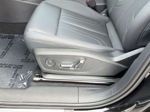 New 2026 Audi Q3 quattro 2.0T AWD/4WD image 13