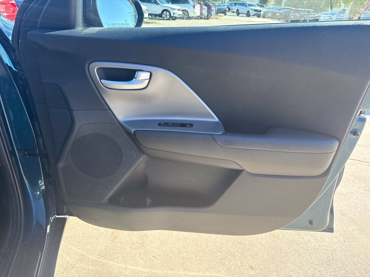 Used 2019 Kia Niro LX FWD image 13
