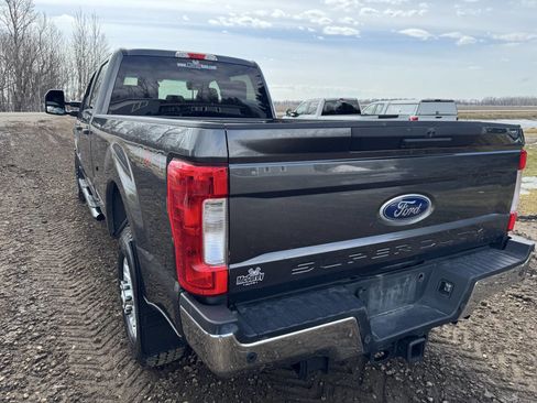 Used 2019 Ford F350 XLT w/ XLT Value Package AWD/4WD image 7