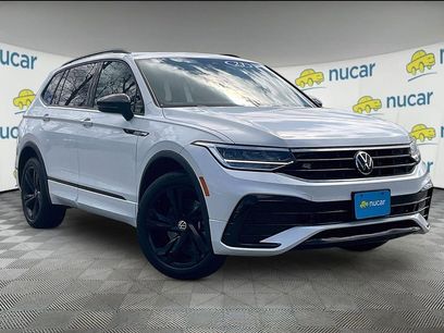 Used 2023 Volkswagen Tiguan SE R-Line