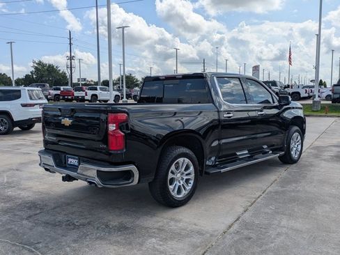 Used 2024 Chevrolet Silverado 1500 LTZ AWD/4WD image 5