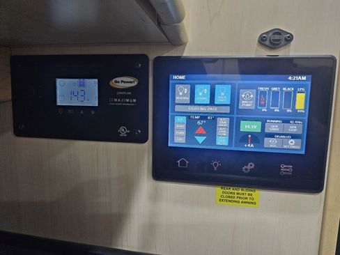 Used 2019 Mercedes-Benz Sprinter 144 image 23