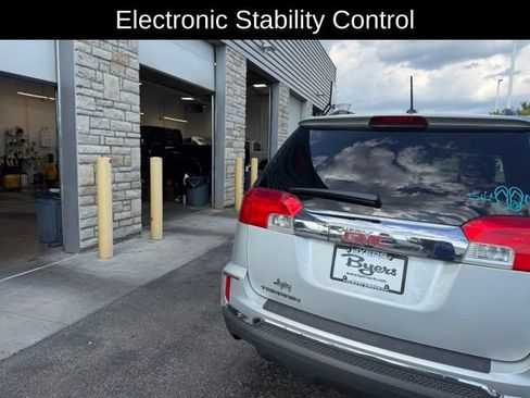 Used 2016 GMC Terrain SLE w/ Chrome Edition FWD image 5