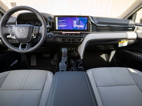 New 2026 Toyota Camry XLE image 14