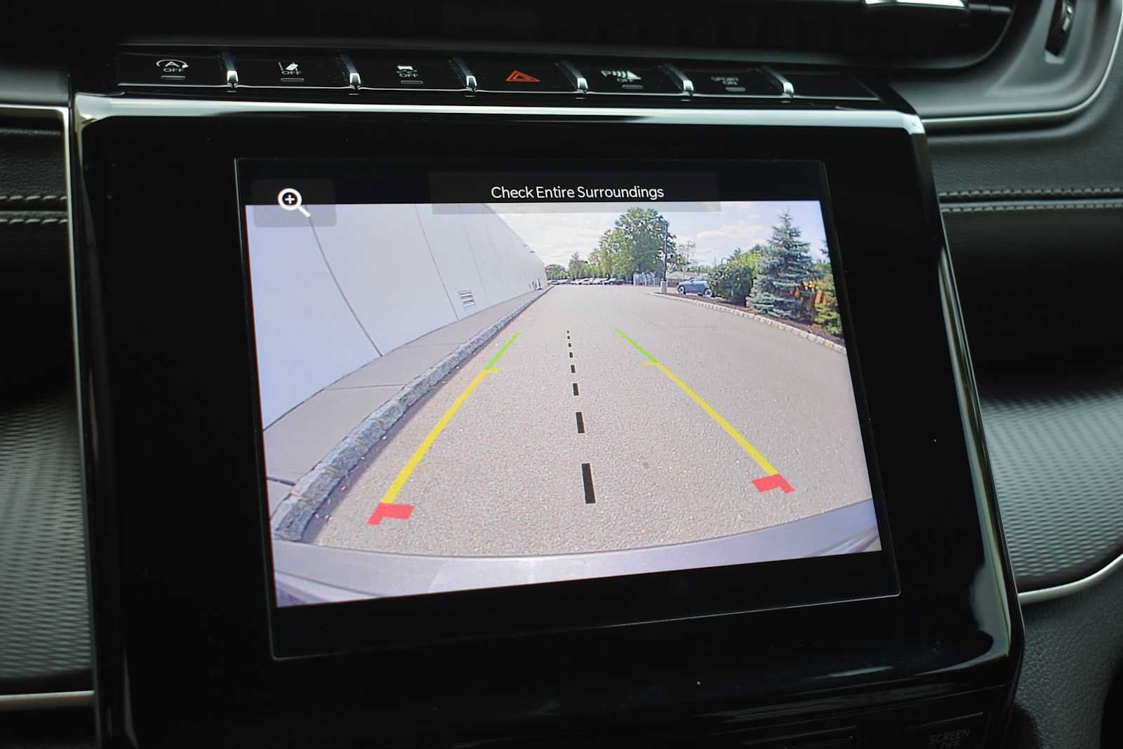 Used 2023 Jeep Grand Cherokee Altitude AWD/4WD image 19