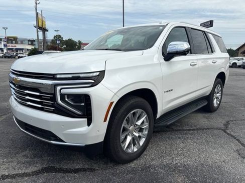 Used 2025 Chevrolet Tahoe Premier w/ Sun And Tow Package RWD image 1