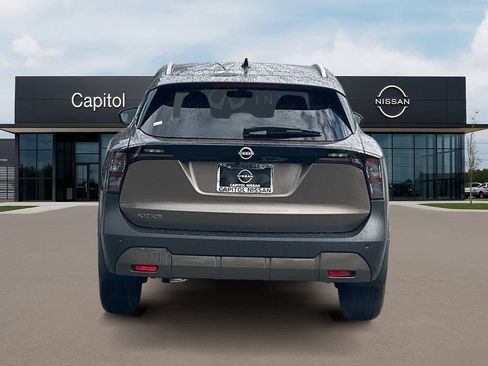 New 2026 Nissan Kicks SV image 6
