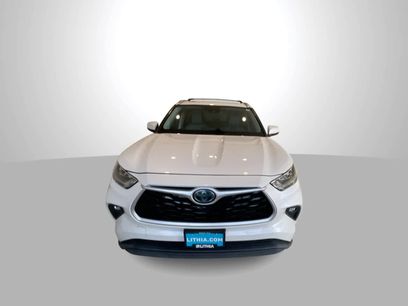 Used 2020 Toyota Highlander XLE