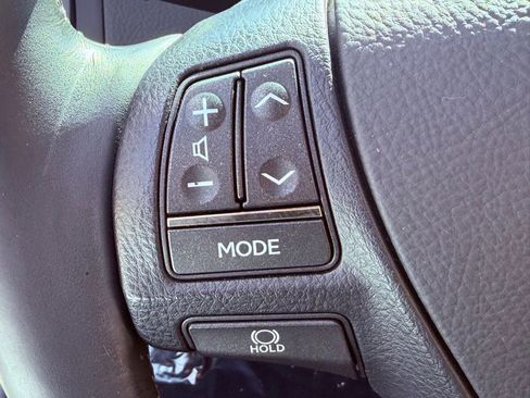 Used 2015 Lexus LS 460 460 NAV/BLIND SPOT/NEW TIRES/L w/ Comfort Package image 22