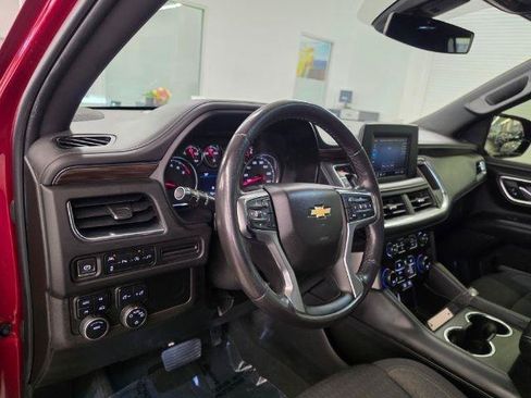 Used 2022 Chevrolet Suburban LS w/ Driver Alert Package AWD/4WD image 7