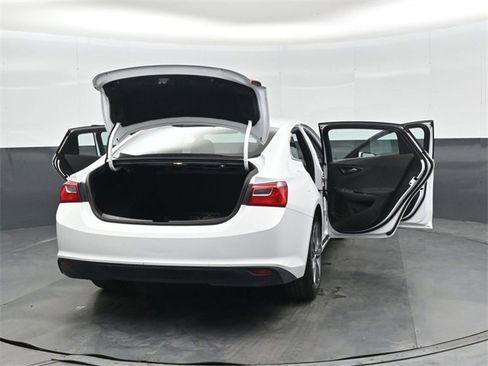 Used 2023 Chevrolet Malibu LT image 49