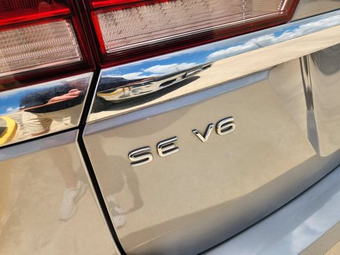 Used 2023 Volkswagen Atlas SE FWD image 12