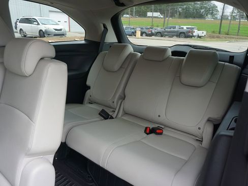 Used 2025 Honda Odyssey EX-L image 17