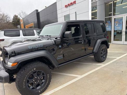 Used 2023 Jeep Wrangler Unlimited AWD/4WD image 11