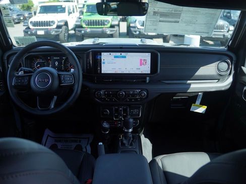 New 2025 Jeep Wrangler Unlimited Rubicon 392 image 27
