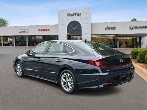Used 2023 Hyundai Sonata SEL w/ Cargo Package FWD image 3