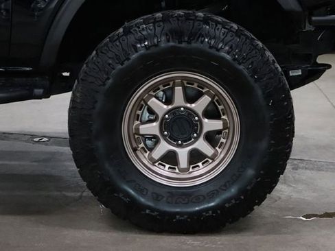 Used 2023 Ford Bronco 2-Door AWD/4WD image 32