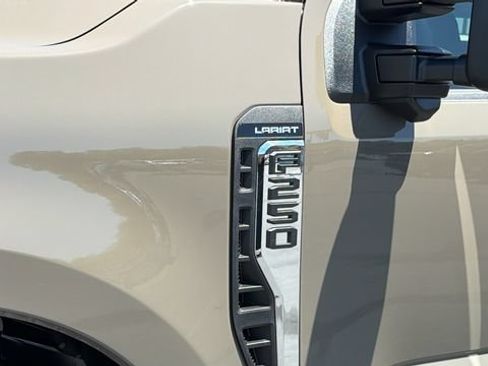 New 2026 Ford F250 Lariat w/ FX4 Off-Road Package AWD/4WD image 11