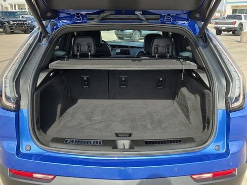 Used 2023 Cadillac XT4 Sport image 28