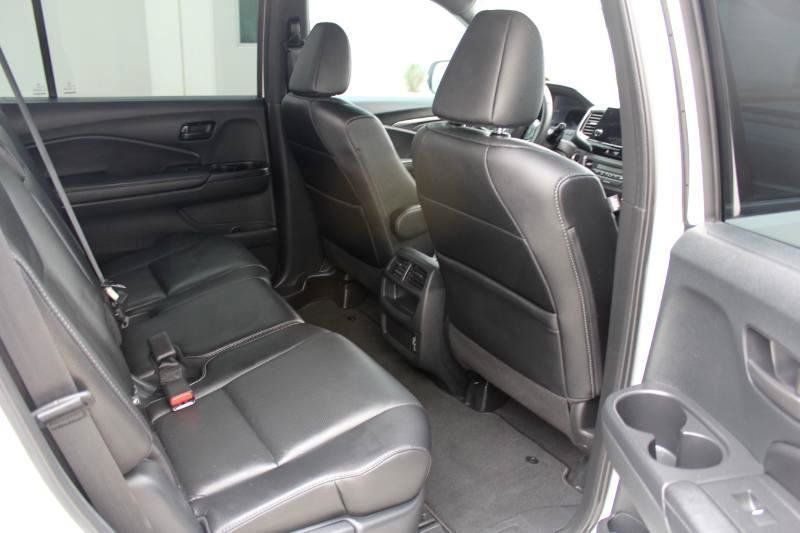 Used 2023 Honda Passport EX-L image 16