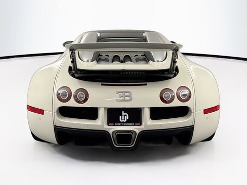 Used 2011 Bugatti Veyron AWD/4WD image 32