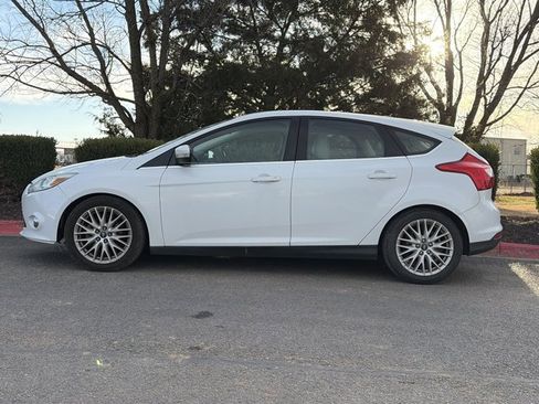 Used 2012 Ford Focus SEL image 8