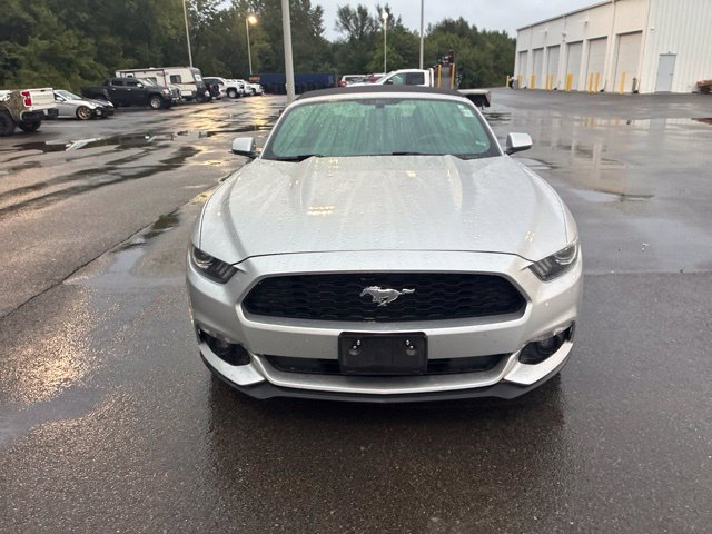 Used 2016 Ford Mustang Convertible w/ Equipment Group 051A RWD image 4