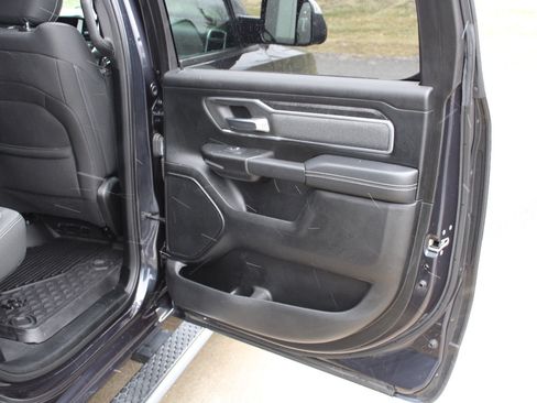 Used 2019 RAM 1500 Big Horn image 12