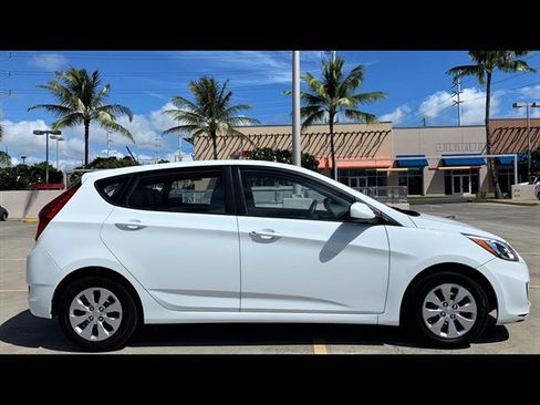 Used 2015 Hyundai Accent GS FWD image 4