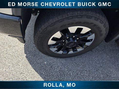 Used 2020 Chevrolet Silverado 2500 Custom w/ Custom Value Package AWD/4WD image 9