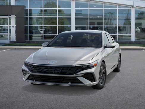 New 2026 Hyundai Elantra Blue image 6