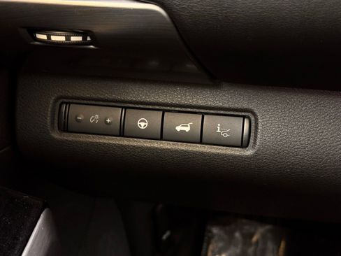 Used 2022 Nissan Pathfinder Platinum w/ Lighting Package (N93) AWD/4WD image 45