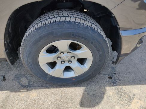 Used 2022 RAM 1500 Big Horn image 3