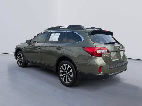 Used 2017 Subaru Outback 2.5i Limited AWD/4WD image 5