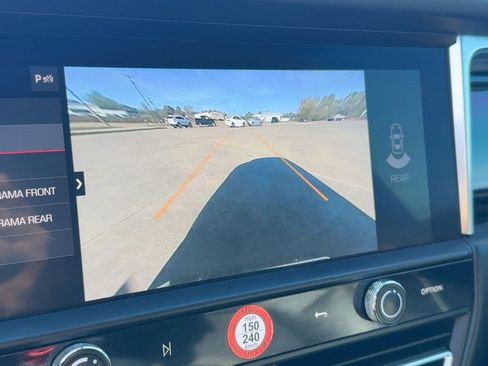 Used 2022 Porsche Macan S image 23