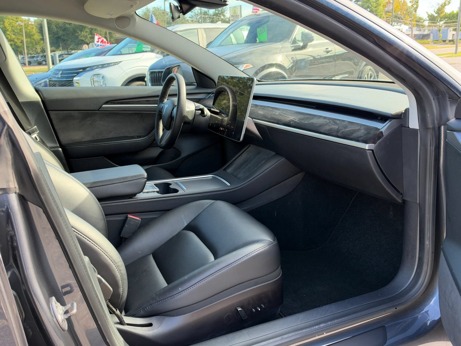 Used 2022 Tesla Model 3 Long Range AWD/4WD image 16
