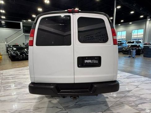 Used 2015 Chevrolet Express 3500 Work Van image 6