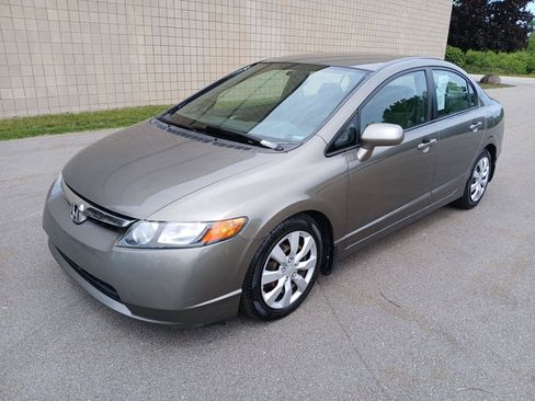 Used 2007 Honda Civic LX image 2