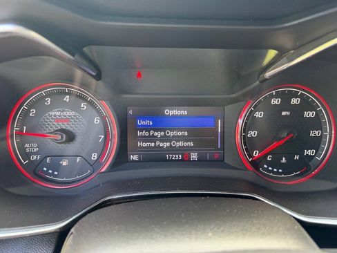 Used 2023 Chevrolet TrailBlazer RS w/ Sun and Liftgate Package AWD/4WD image 31