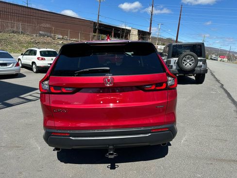 Used 2024 Honda CR-V EX image 6