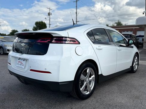 Used 2012 Chevrolet Volt Premium w/ Premium Trim Package FWD image 4
