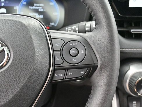 Used 2025 Toyota RAV4 Limited w/ Advanced Technology Package FWD image 16