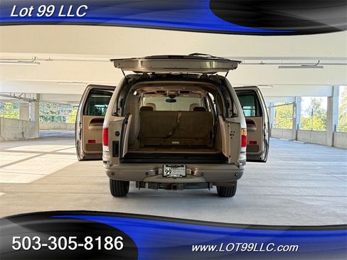 Used 2003 Ford Excursion Limited RWD image 30
