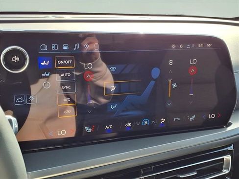 New 2026 Chevrolet Traverse LT w/ Midnight/Sport Edition image 13