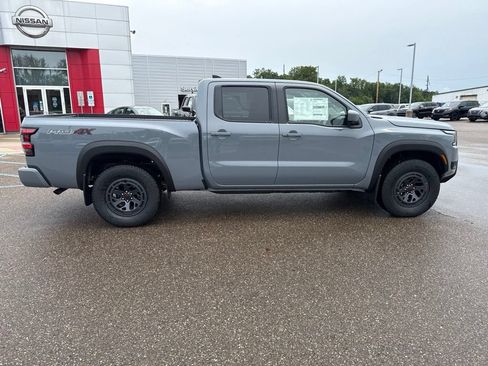 New 2026 Nissan Frontier PRO-4X w/ Pro Premium Package AWD/4WD image 8